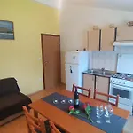 Ana Apartment